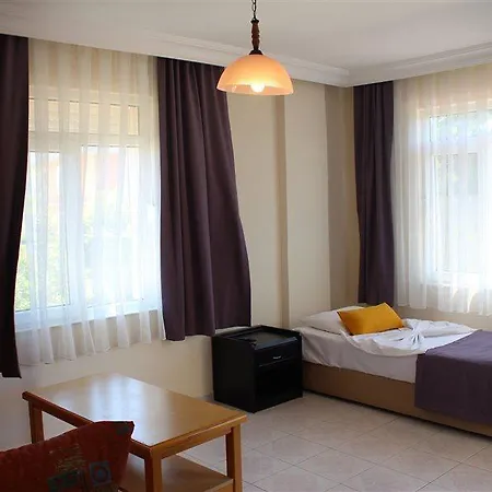 Apartahotel Victoria Princess 2*